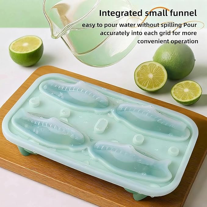 7.48inch Newly Upgraded 4-grid 3D Dinosaur Ice Tray and Covered Silicone Ice Tray, Suitable for Bars, Outdoor and Home Use(1, 3 colors randomly)